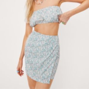 Nasty Gal Floral high waisted Mini Skirt Size 6